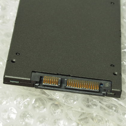 キングストン SV300 120GB SSD裏面 ネジ位置