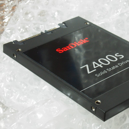 サンディスクSSD Z400s 256GBネジ位置