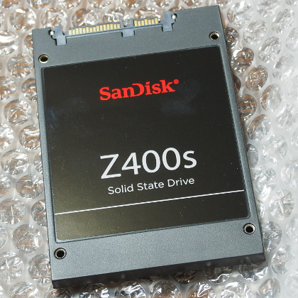 Z400s 256GB SSD本体